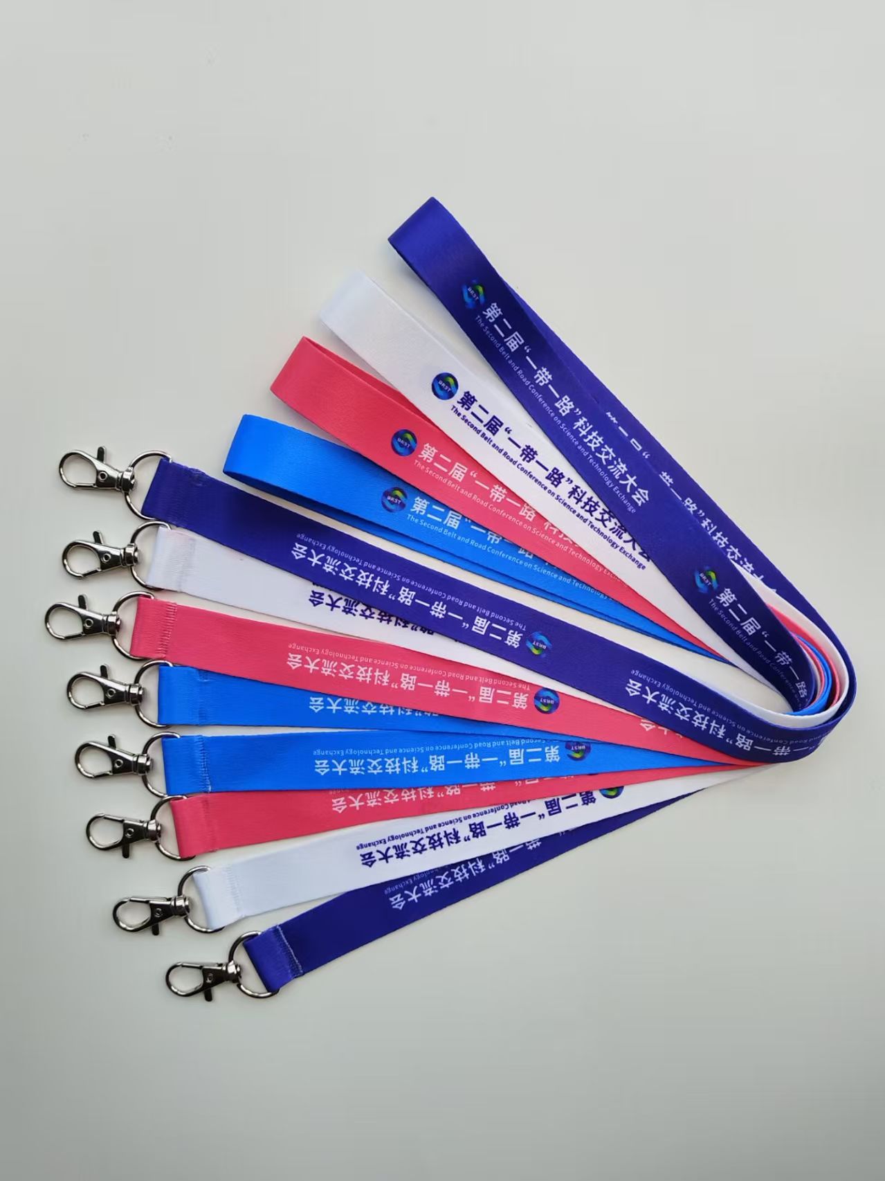正力佳主要生产哪些产品/卡片？
