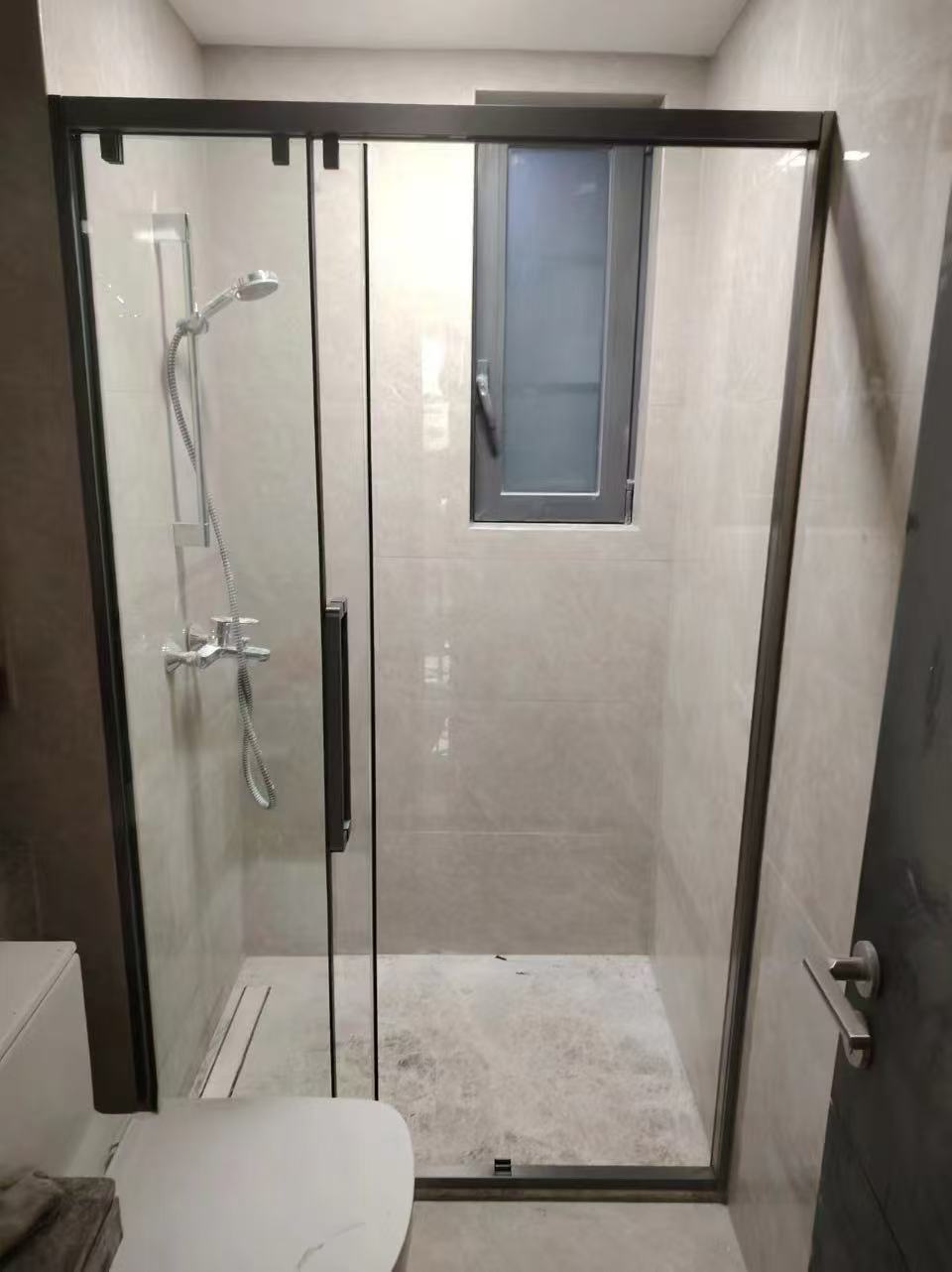 淋浴房维修