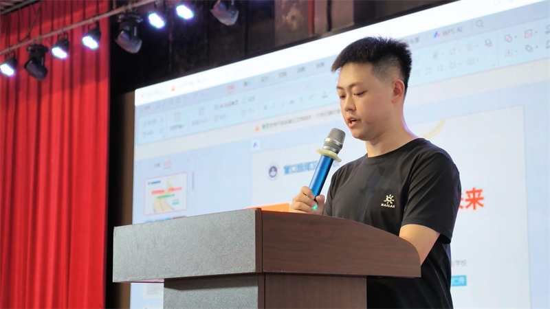 营口渤海卫生学校