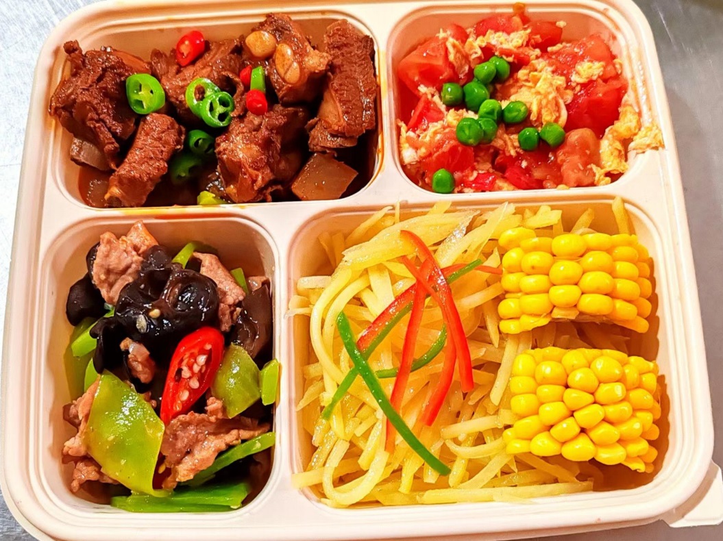 快餐盒饭