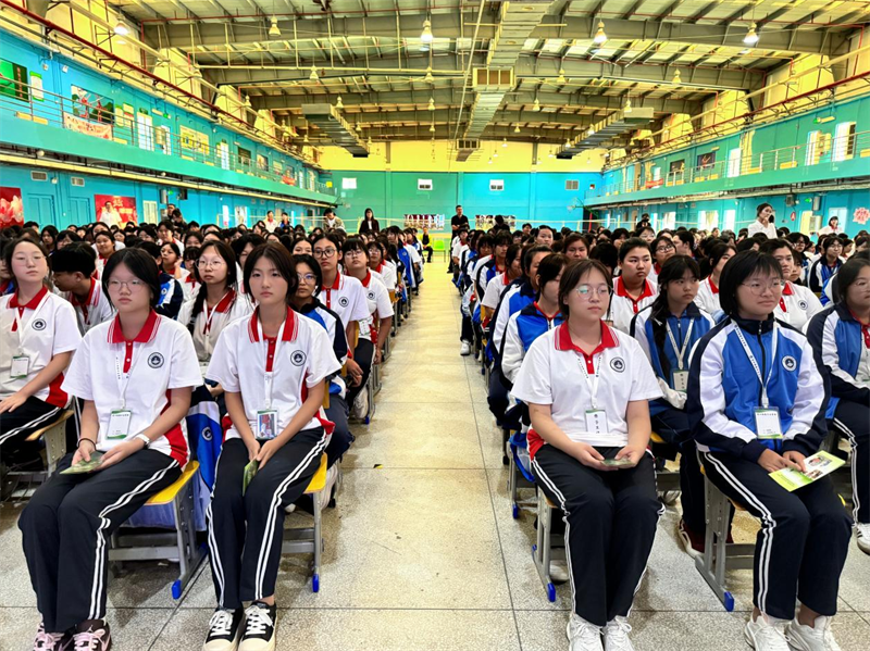 营口渤海卫生学校