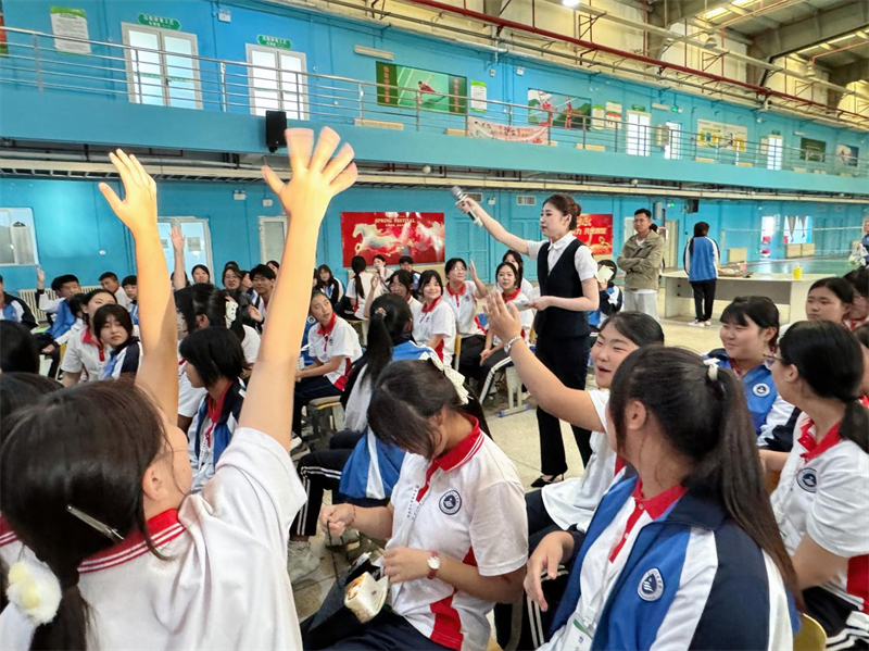 营口渤海卫生学校