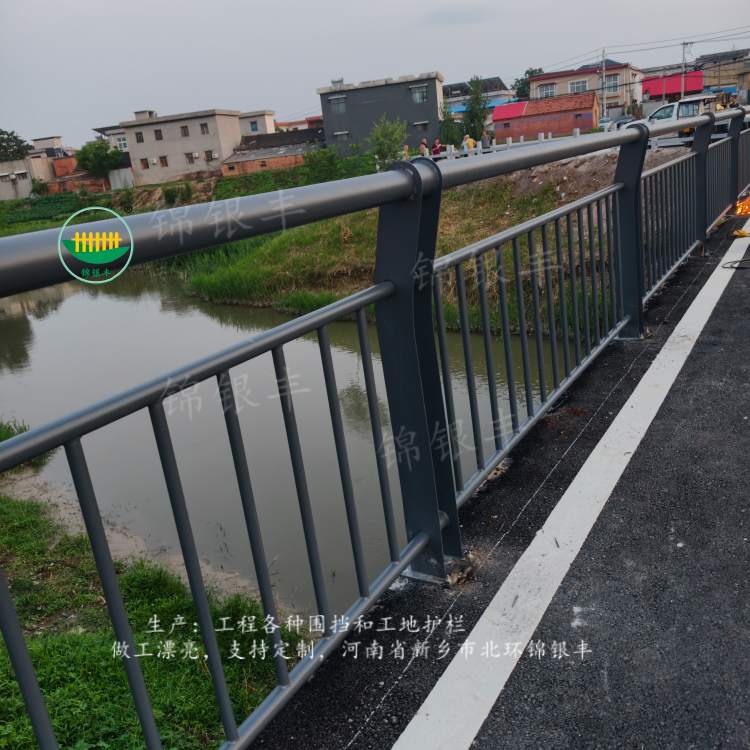 新乡河道桥梁.jpg 防护栏杆