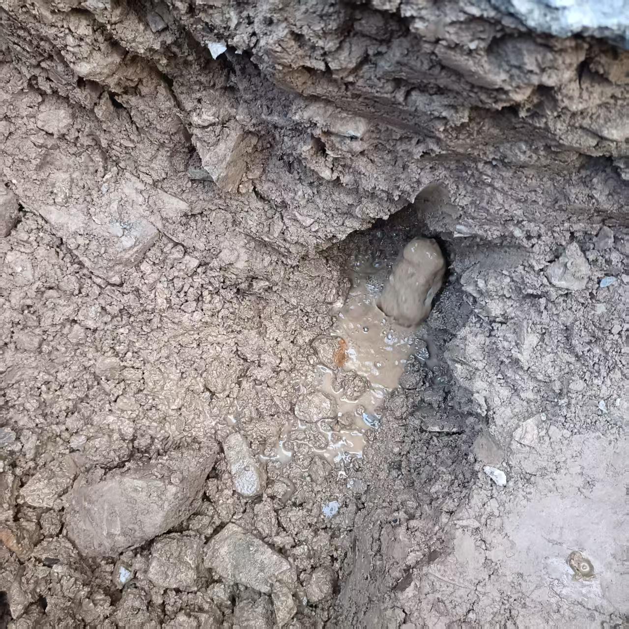 马尔康长征学校消防管漏水检测案例