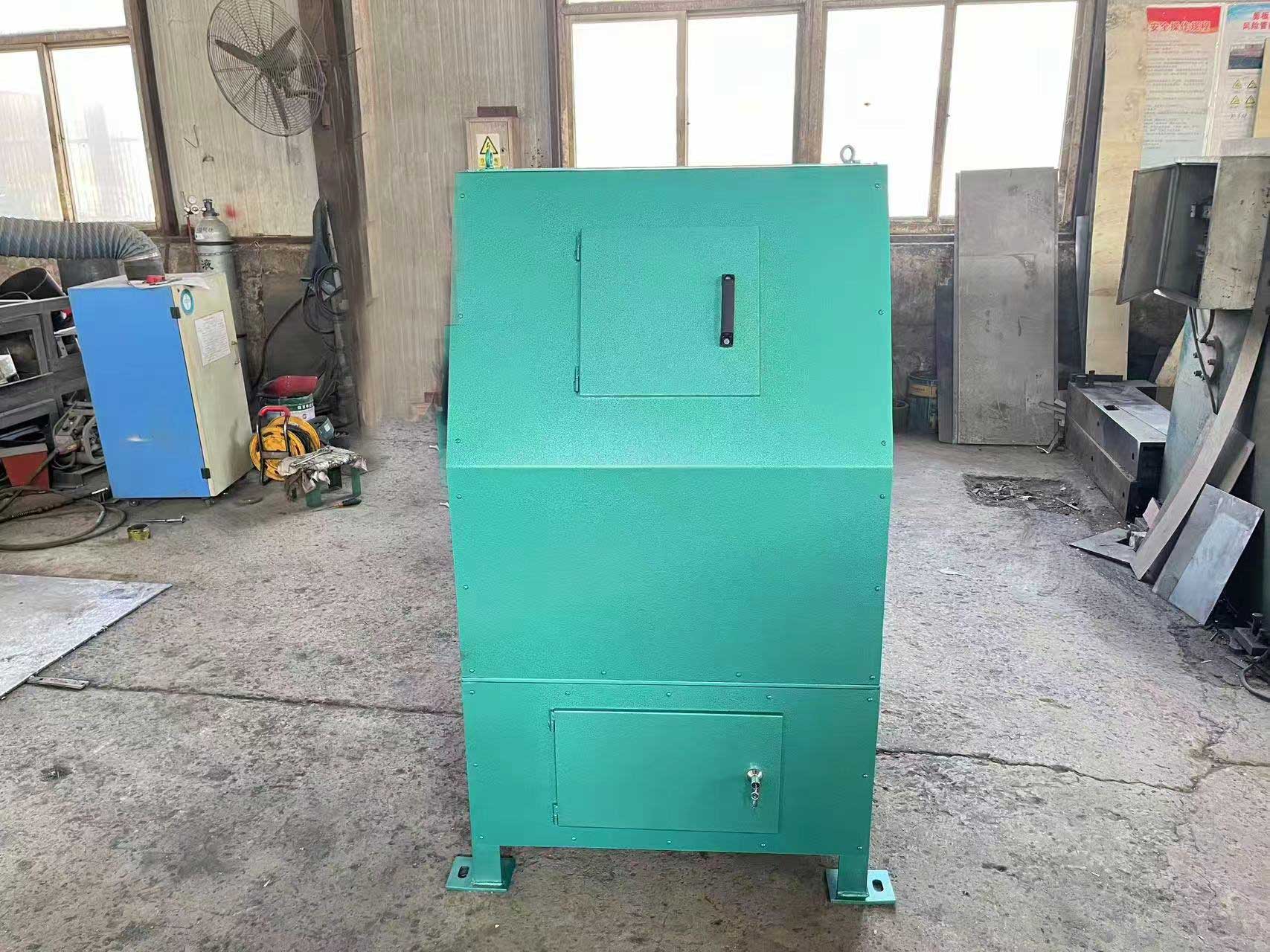 1791597522441558.jpg 颚式破碎机