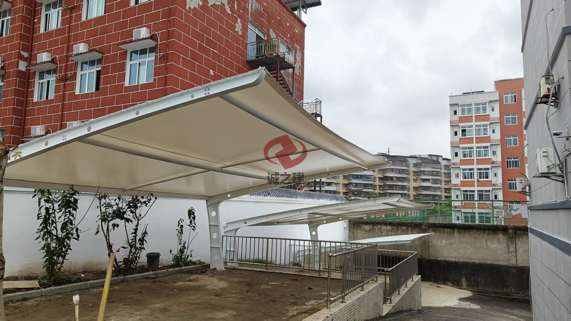 四川膜结构停车棚