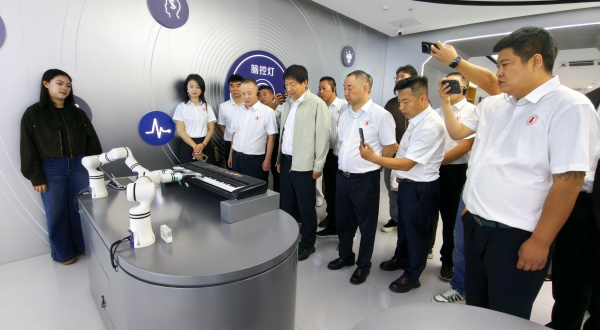 1792992600295502.jpg 西安市永寿商会