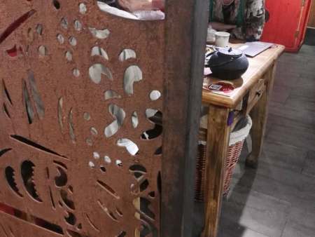 铁艺隔断锈板