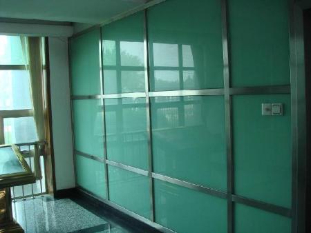 不锈钢玻璃隔断1