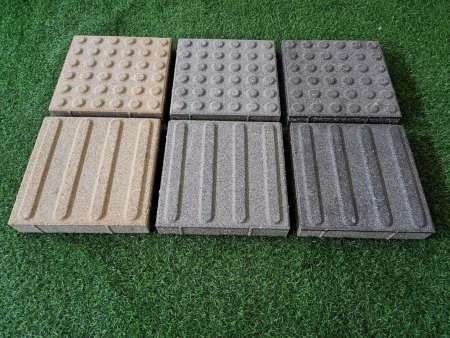 郑州雁尚是一家生产多色盲道砖人行道透水砖的厂家
