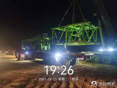 广西南宁霞义山风电场发电机更换吊装（500T）龙源项目