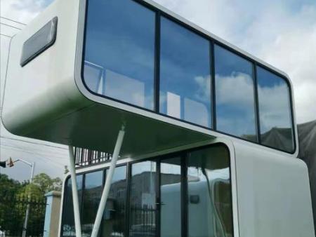 Apple cabins