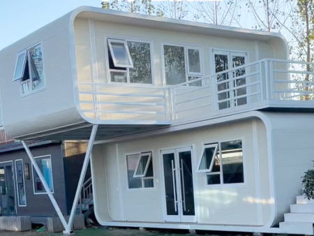 Apple cabins