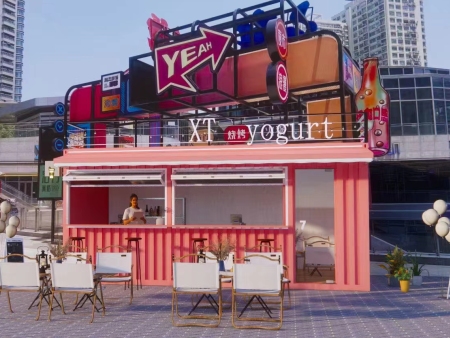 Internet celebrity container