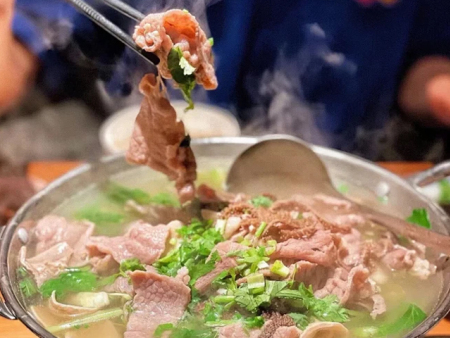 跷脚牛肉：乐山人的市井和江湖