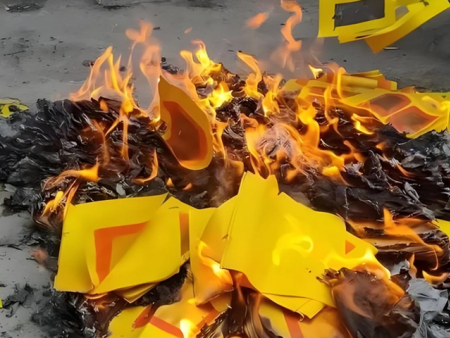 烧纸习俗：人死后为什么要烧纸？