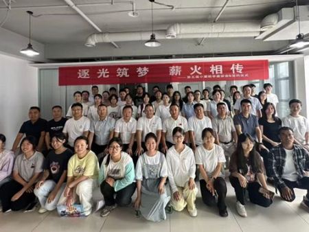 西安市永寿商会助力“小爱助学帮困”公益活动传递温暖与希望