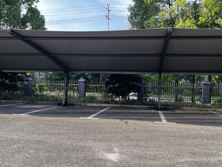 自贡灰色膜结构停车棚