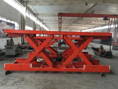 剪叉式升降平台