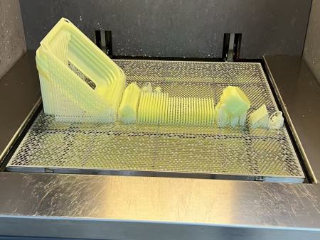 解放设计：厦门工厂如何利用工业级3D打印实现一体化成型，突破几何复杂度极限？