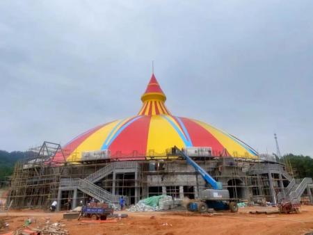 重庆马戏团全新彩色膜结构景观棚璀璨落成已完工