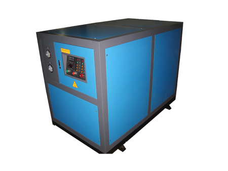 水冷型冷冻压缩空气干燥机