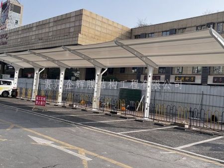 四川自贡客运站汽车停车棚