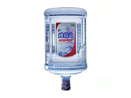 峨眉山矿泉水