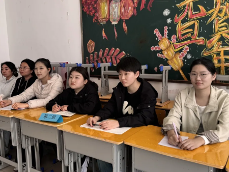 以 AI 赋能 促教学创新——我校开展 AI 赋能教学创新实践教研沙龙活动