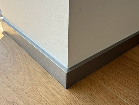 不锈钢踢脚踏线