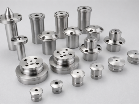 钢制（硬质合金）导向套、胶制支撑套（Steel (Carbide) Guide Bush、Rubber Support Sleeve）