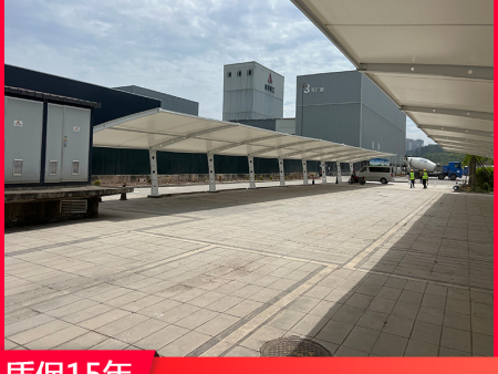 四川硬边膜结构停车棚