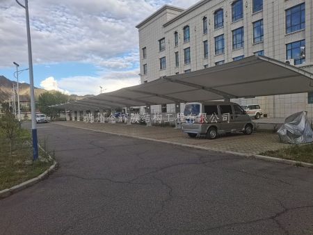 日客则银行停车棚