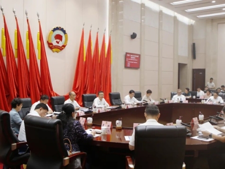 积极培育外贸新动能  推动全省外贸扩量提质 ｜省政 协委员、西安市永寿商会会长吴剑在“加快培育外贸新动能”协商座谈会上积极建言献策