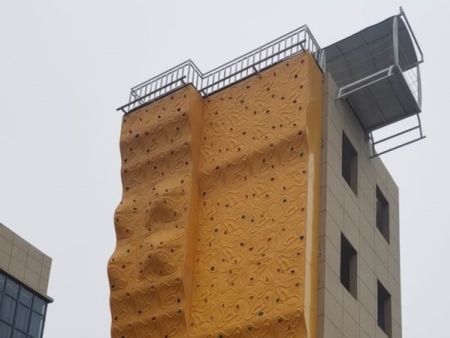 攀岩墙图片