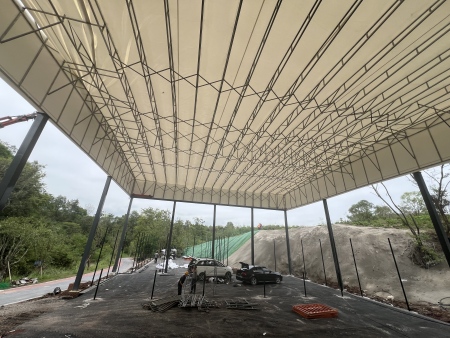 球场电动伸缩雨棚 重庆电动伸缩雨棚