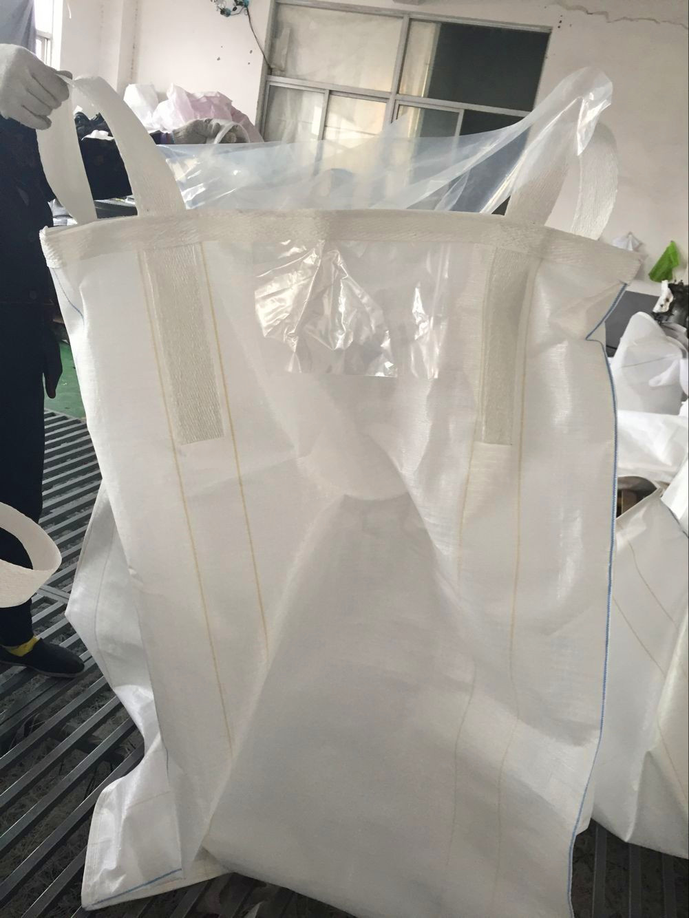 首页 原材料 包装 行业专用包装 化工包装 常州厂家专业定制各种吨袋