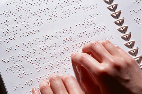 眼睛看不到但是心可以盲人坚持创作小说获奖