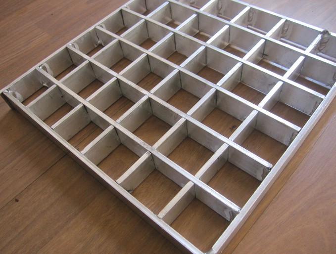 湖北铝格栅价格实惠湖北木纹铝格栅尺寸齐全