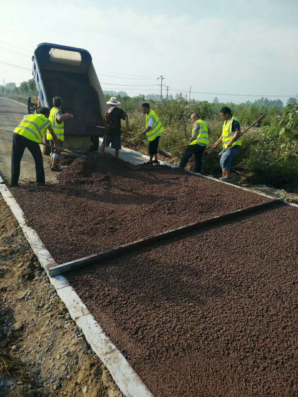 透水路面施工鼎金建材海綿城市配套透水混凝土地面鋪裝公司