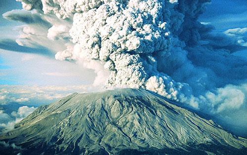 巴厘岛火山喷发巴厘岛机场关闭