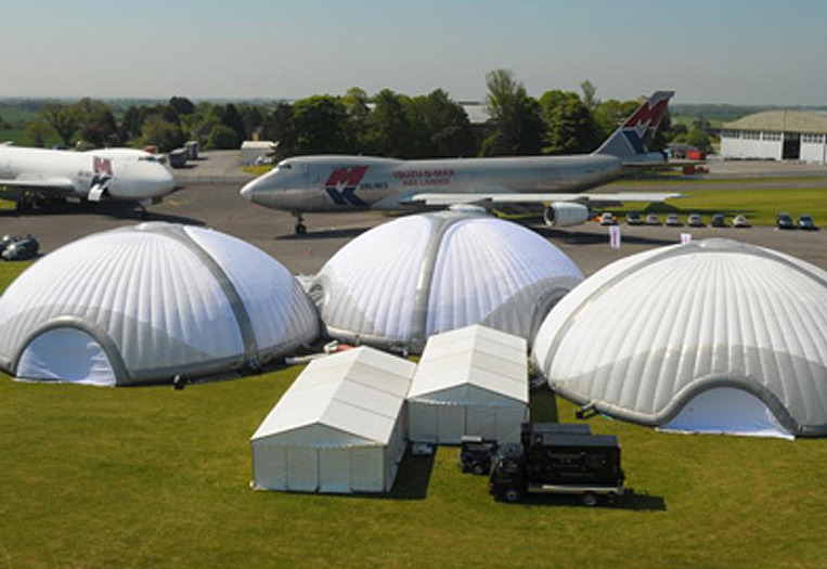 充气帐篷厂家:攀达游乐大型户外充气帐篷产品介绍