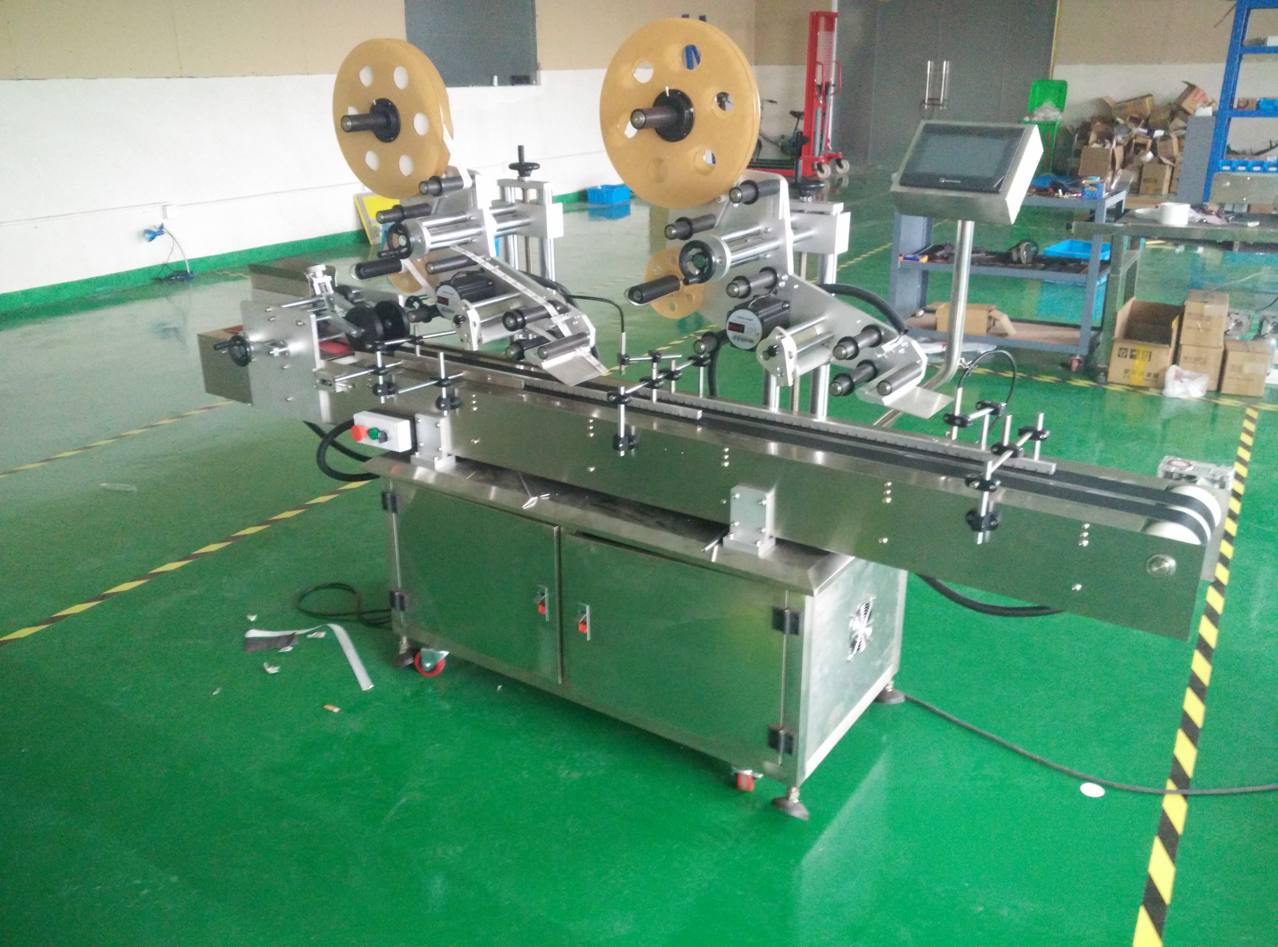 指甲油盒子分页贴标机