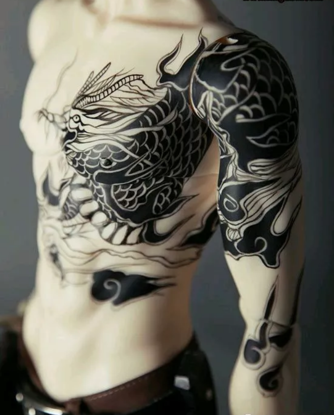 水麒麟纹身手臂图片
