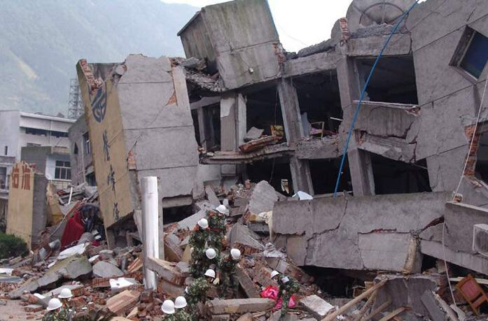 房屋坍塌有危险应从植筋开始防范67环氧植筋胶厂家南京曼卡特