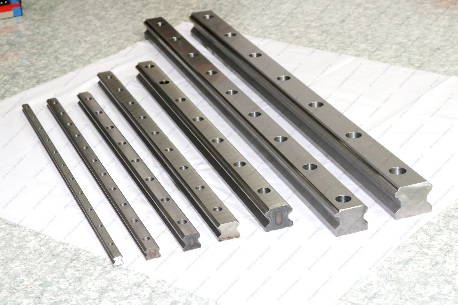 低组装直线导轨滑块egh15egh25